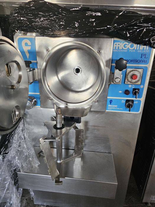 Masina de inghetata verticale si orizontale