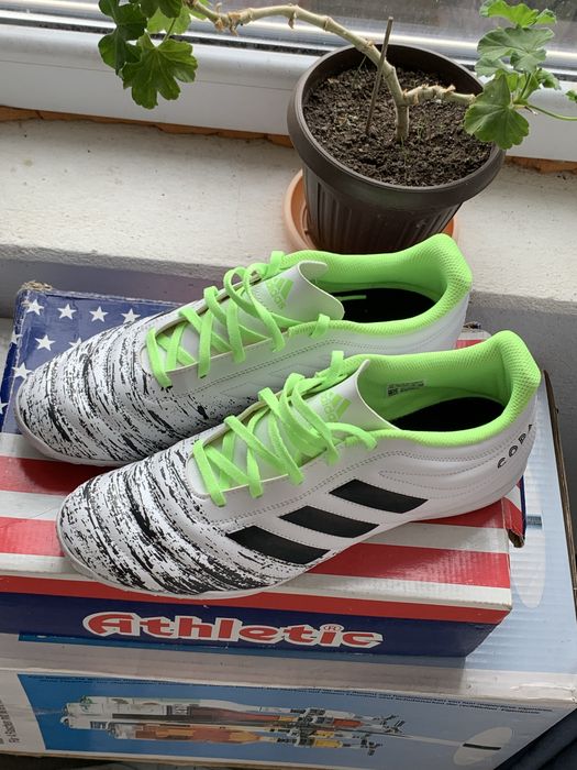 Два чивта нови мъжки зимни обувки и маратонки 44,45