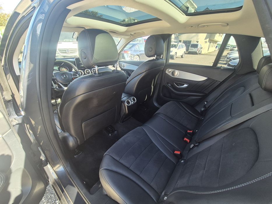 MERCEDES-BENZ GLC 220 CDI 4 Matic / Trapa Panoramica / Led / Navigație