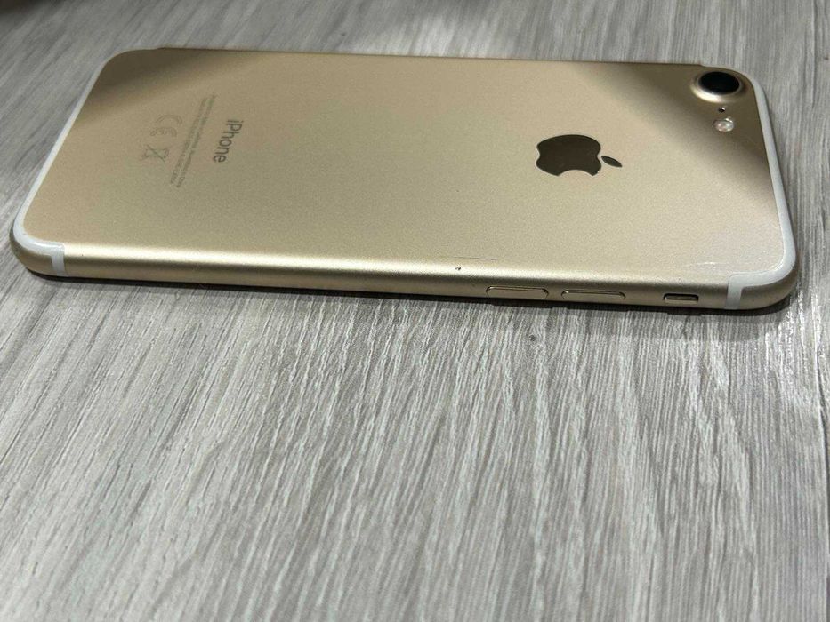 iPhone 7 128GB / 79 %