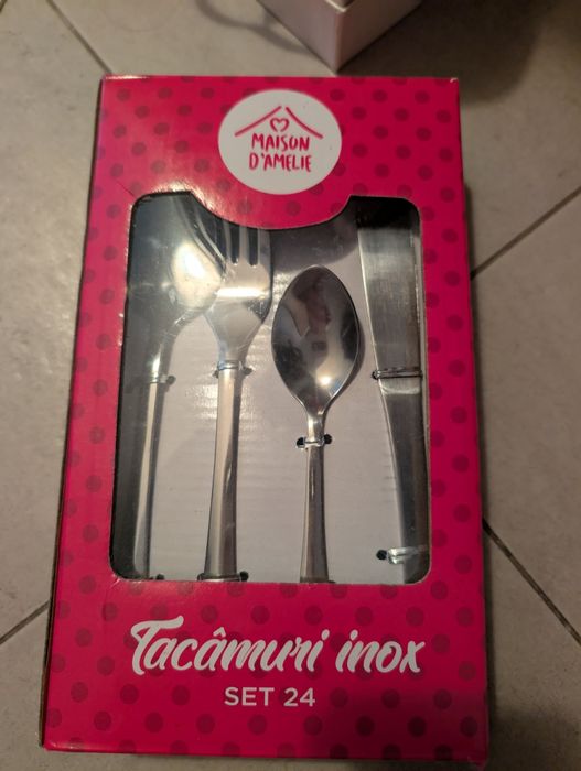 Set 24 tacâmuri inox