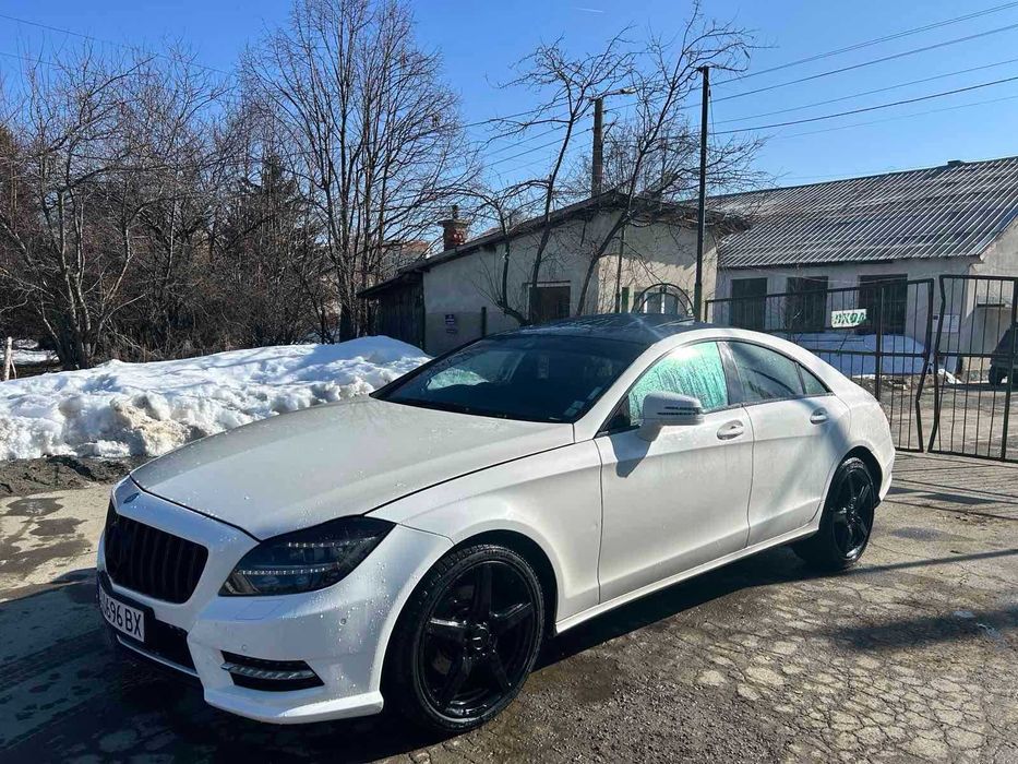 Mercedes w218 2012 AMG Пакет , White Perl ,19'' амг джанти ДЕСЕН ВОЛАН