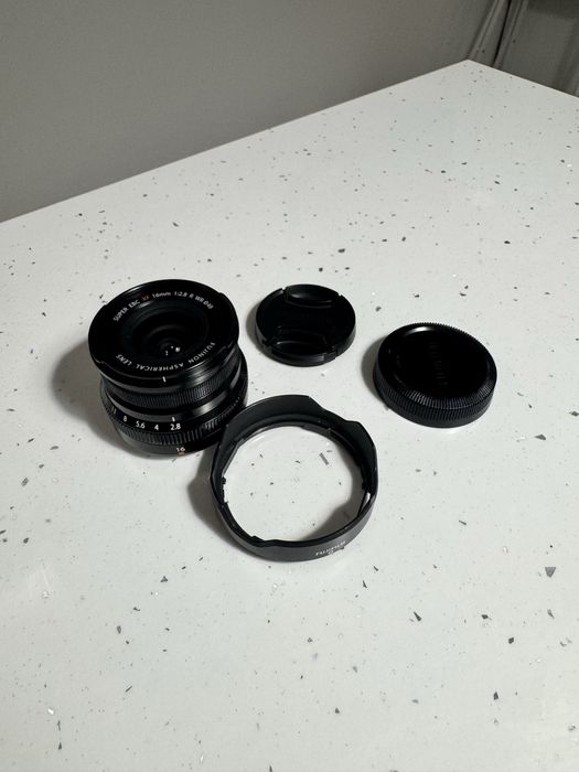 Fujifilm XF 16mm f/2.8 R WR