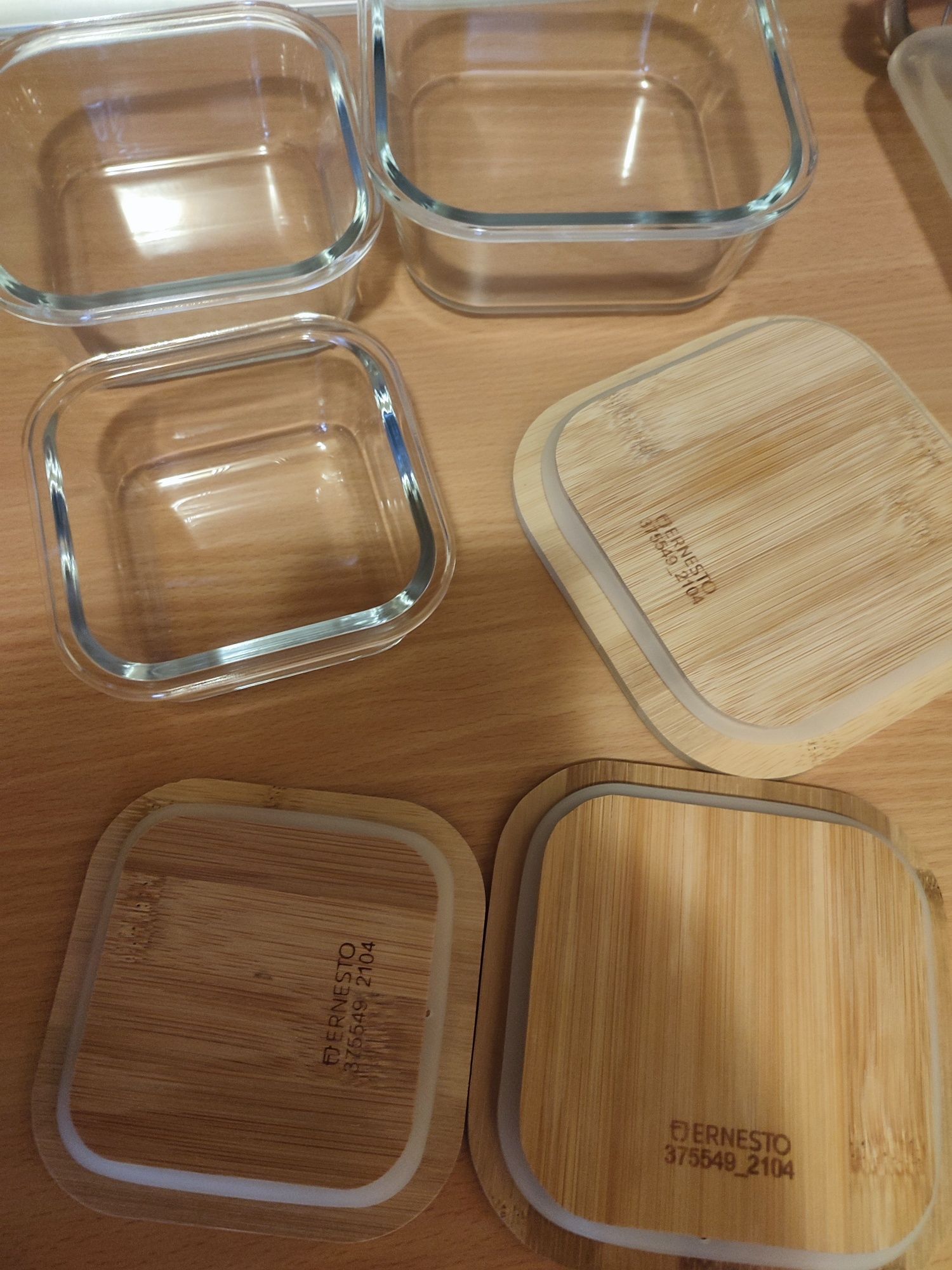 3 Стъклени кутии с капак от бамбук за съхраняване