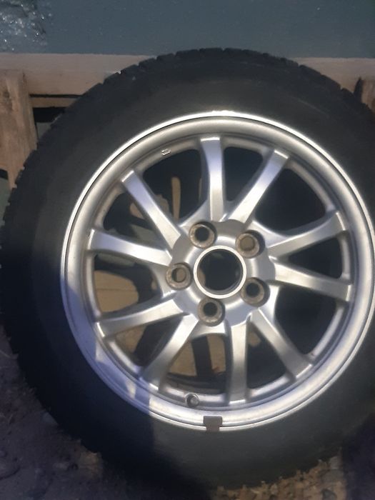 Продам шины с диском 16/215/65