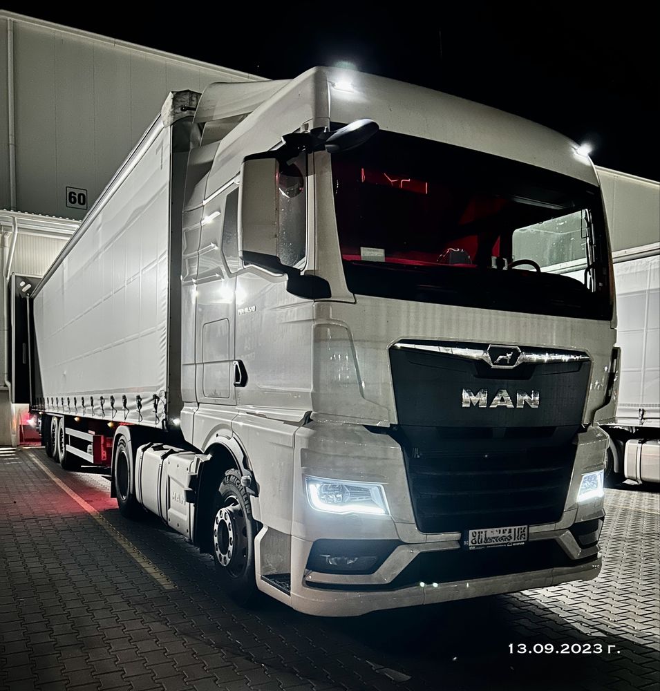 Стелки-кожени за MAN TGX