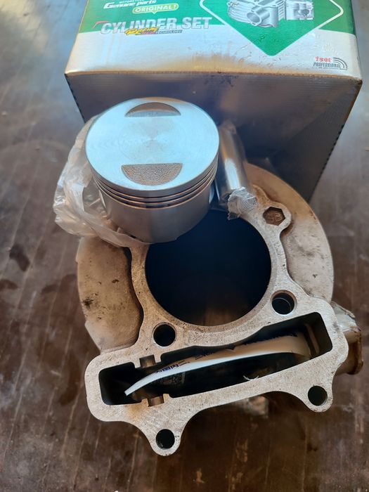 Мопед скутер цпг 165 кубов