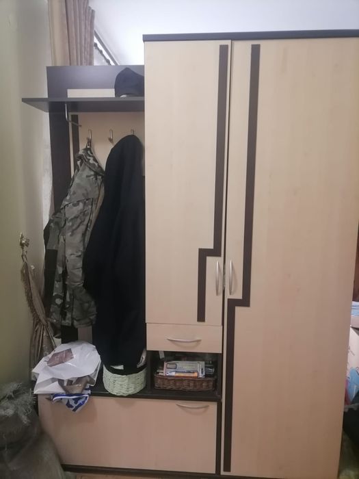 Срочно продам прихожую