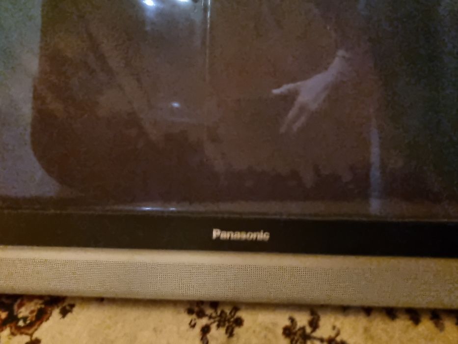 Televizor TV plasma Panasonic 107 cm