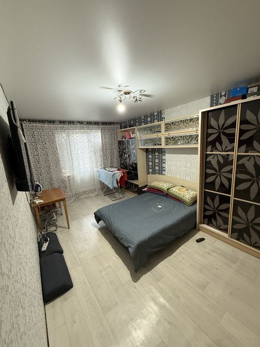 Продам 1комнатную квартиру в центре города Абулхаирхана 3этаж