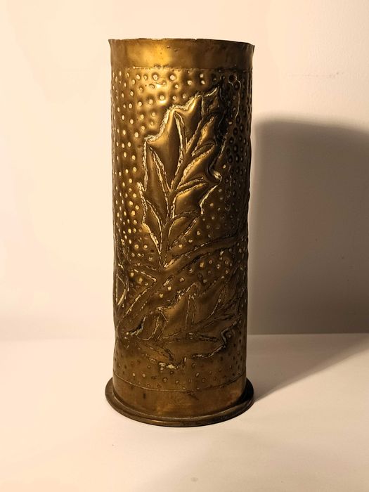 Vaza din obuz alama ,marcat iulie 1917 9X21cm