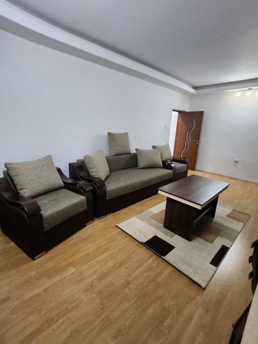 RESITA De inchiriat - Ap 1 cam cf 1 Et1 , zona Lunca ( str G Enescu )