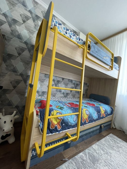 Двухъярусная кровать 80*200