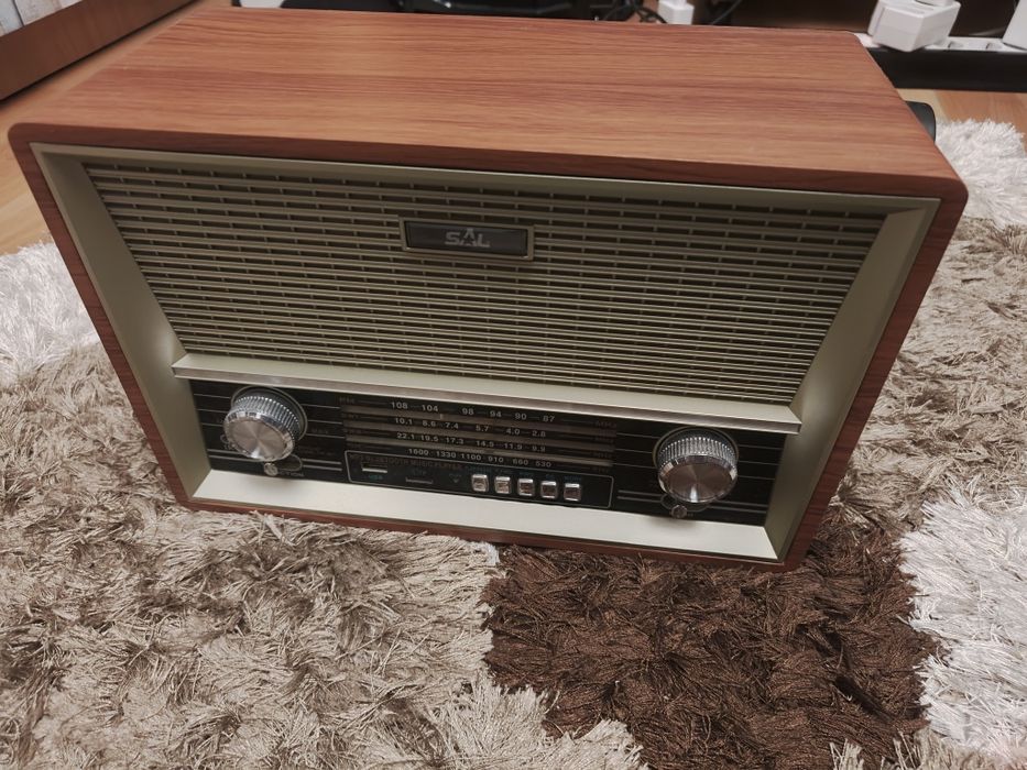 Radio SAL impecabil