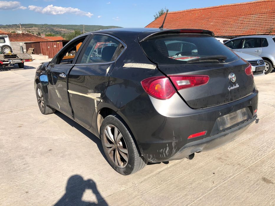 Alfa romeo Giulietta 1.6JTDm2 САМО НА ЧАСТИ