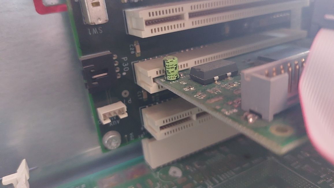 Compaq RETRO PC cu SDRAM si Pentium III