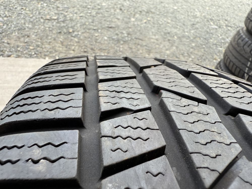 4бр. Зимни Гуми С Борд 215/60R/16 -CONTINENTAL- DOT:2918- 5.7мм+4.2мм