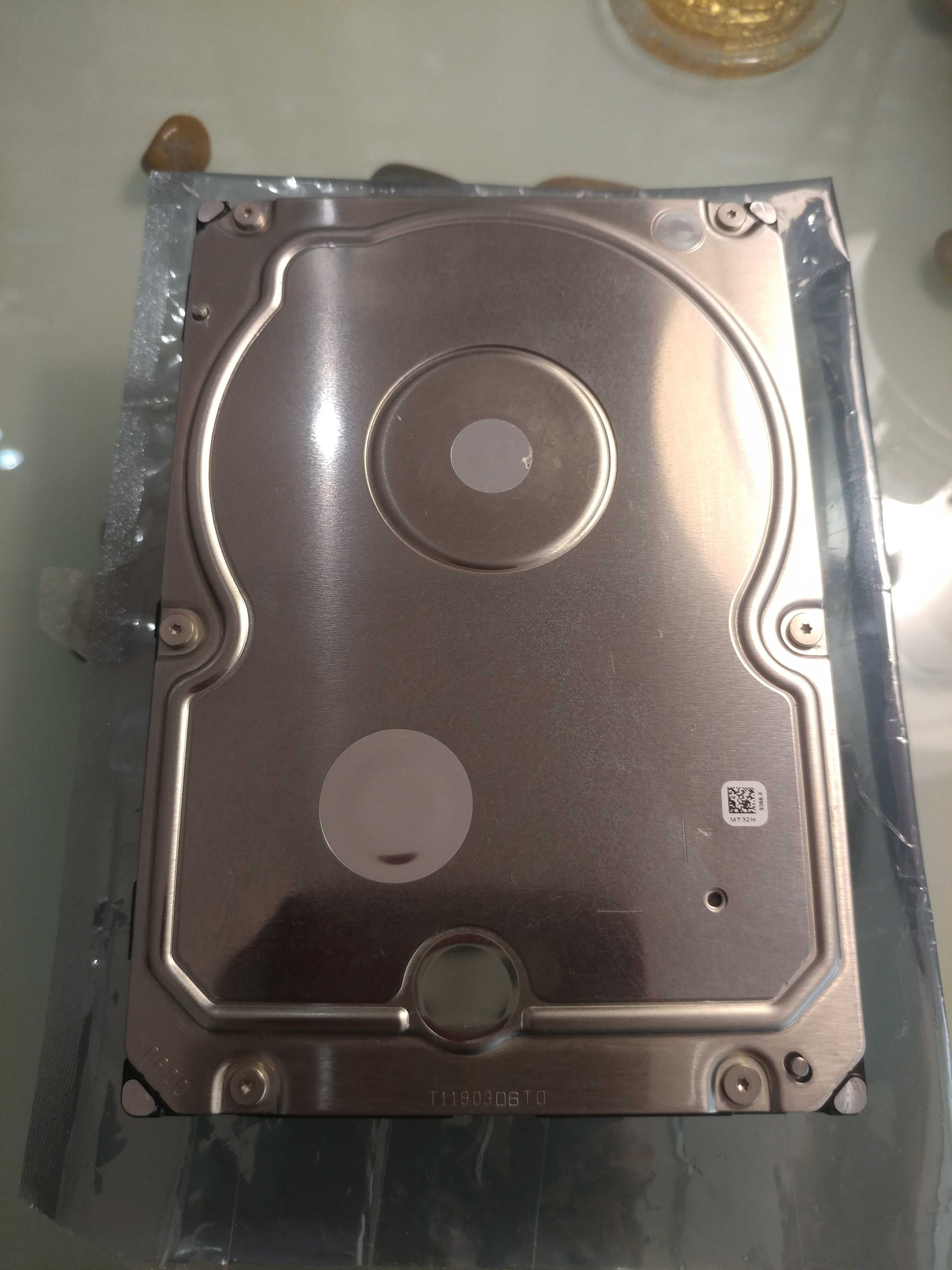 Seagate Exos 7E8 SAS 4TB, 3.5" (ST4000NM0025)