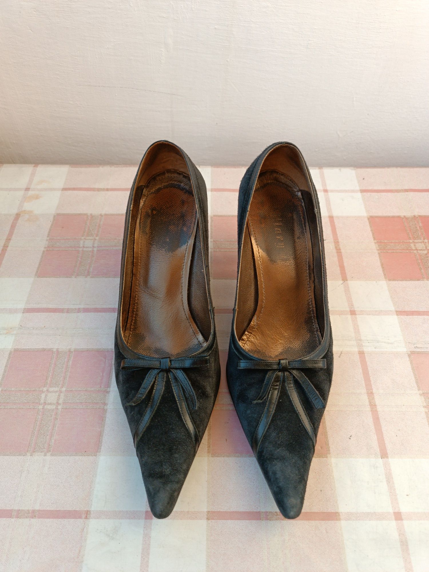 Pantofi stiletto din piele mar. 37
