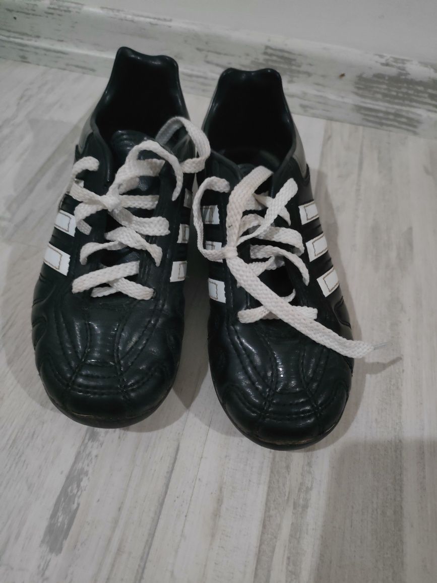 Детски бутонки Adidas