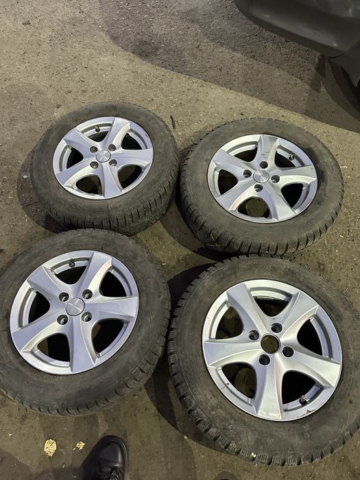 R14 185/65 литые диски с резиной