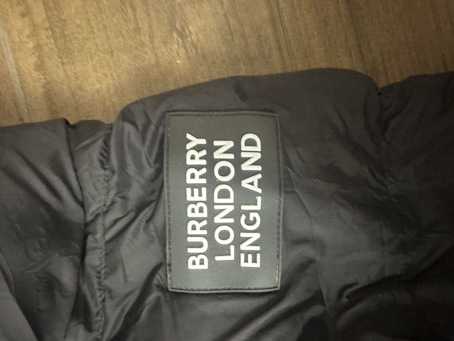 Geaca burberry noua