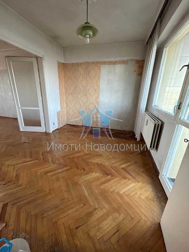 Продава се Четиристаен апартамент в Шумен, Пазара - 96 кв.м за 1116 €/кв.м - Снимка #2