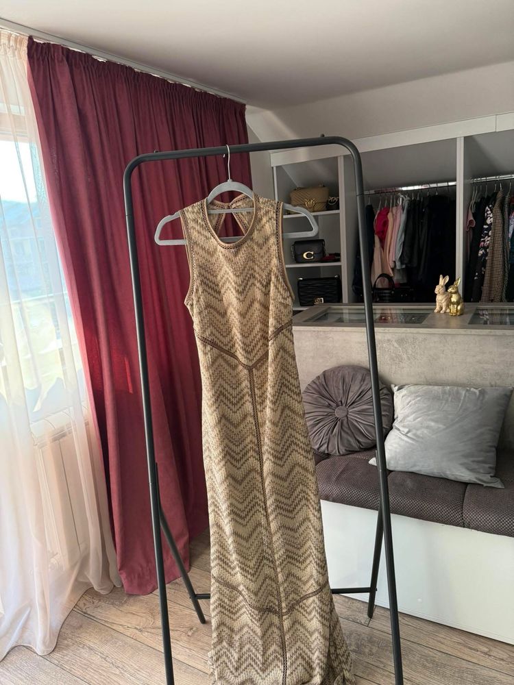 Нова рокля Guess