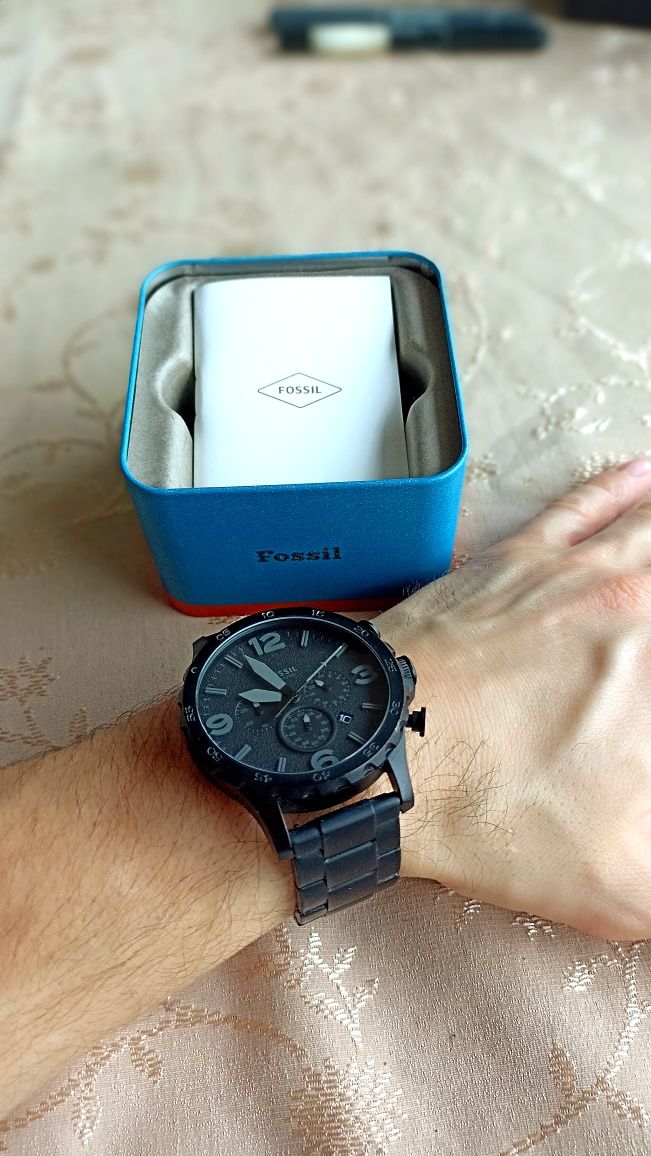 Часовник FOSSIL JR1401