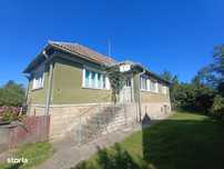 Casa la tara-teren 1521 mp+2 ha arabil-ideal casa Vacanta-Mintiu