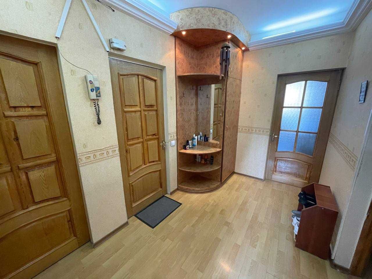Продаётся 3х ком 3 этаж Юнус обад 18 квартал 77 серия 1 линяя