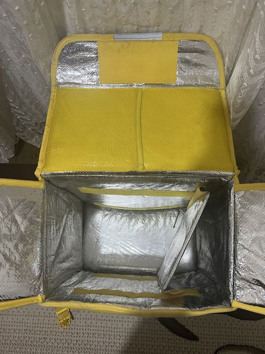 Продаю термо сумку Яндекса