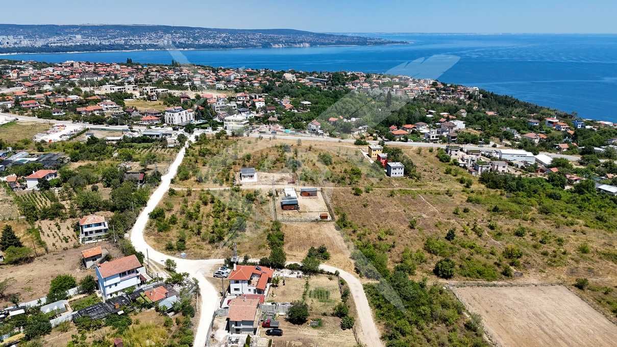 Парцел в кв. Галата- 42614