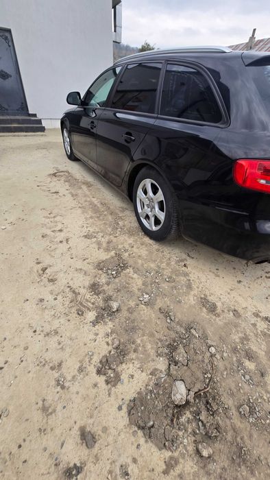 Vând audi a4 b8  motor 1.8 benzina euro 5 din 2010