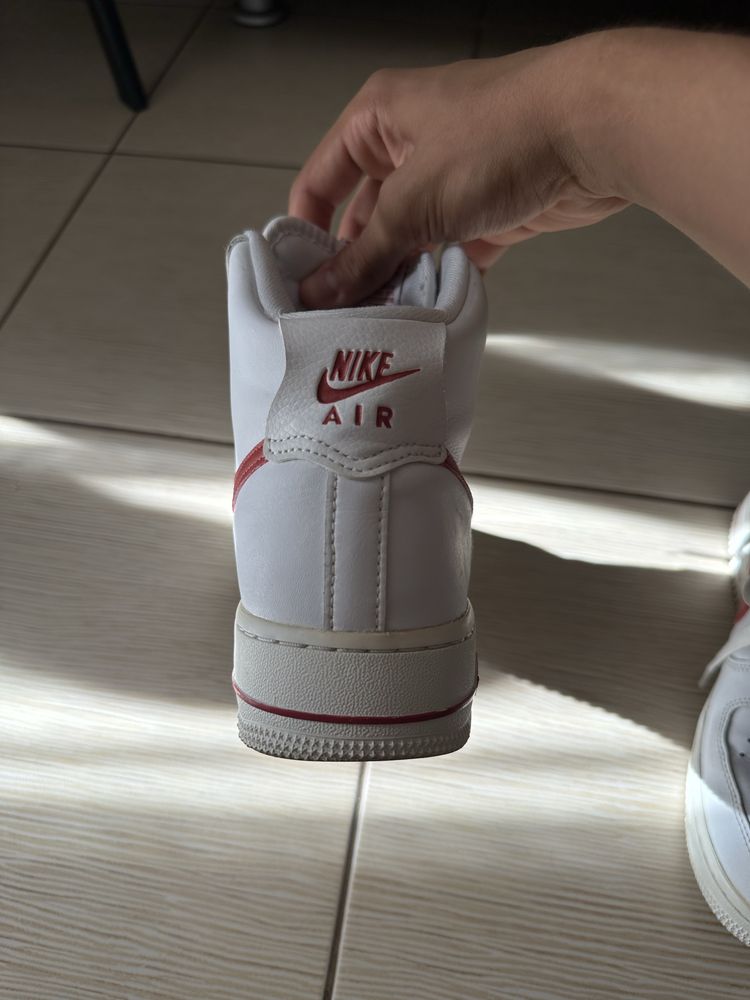 Adidasi Nike AirForce1 High