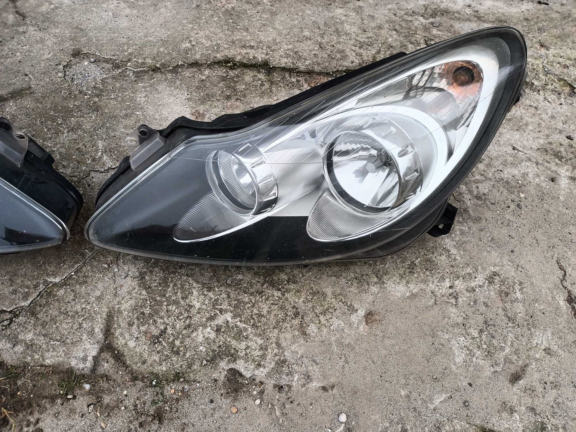 ляв и десен черен фар за опел корса д OPEL CORSA D