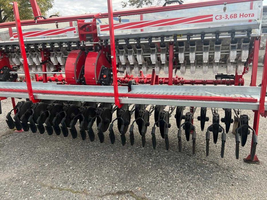 Сеялка зернотуковая СЗТ 3,6В Нота, производство РФ, новая, в продаже