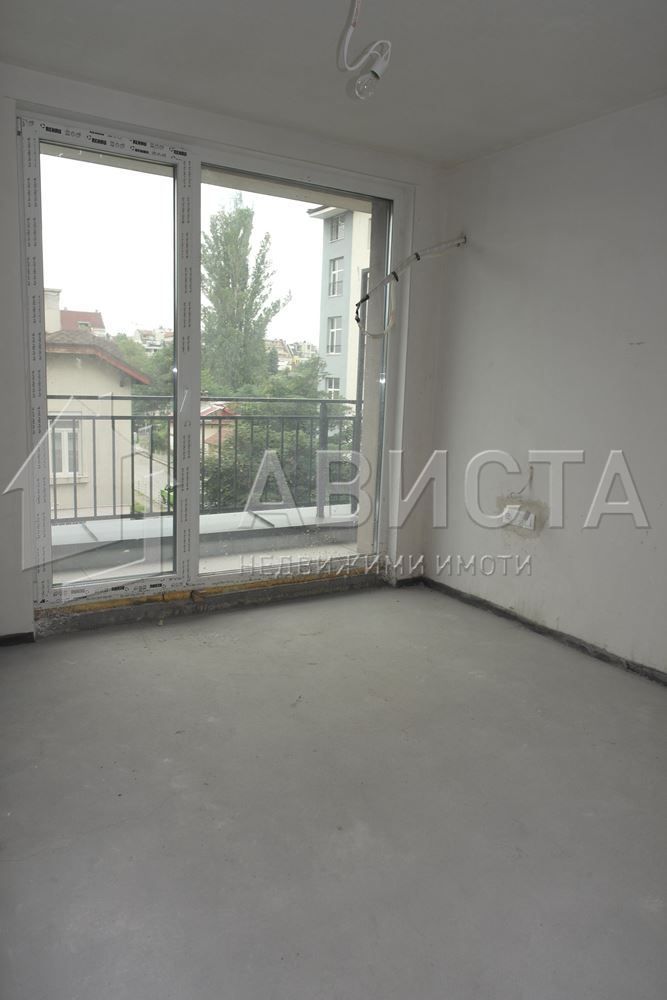 Продава се Двустаен апартамент в София, Център - 70 кв.м за 2600 €/кв.м - Снимка #3