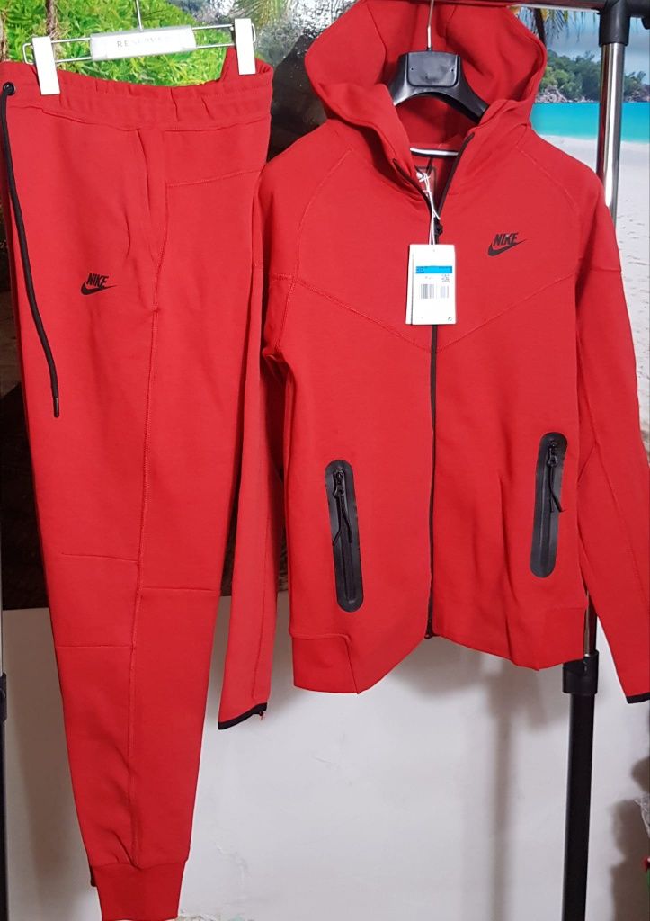 Nike Tech fleece calitate premium
