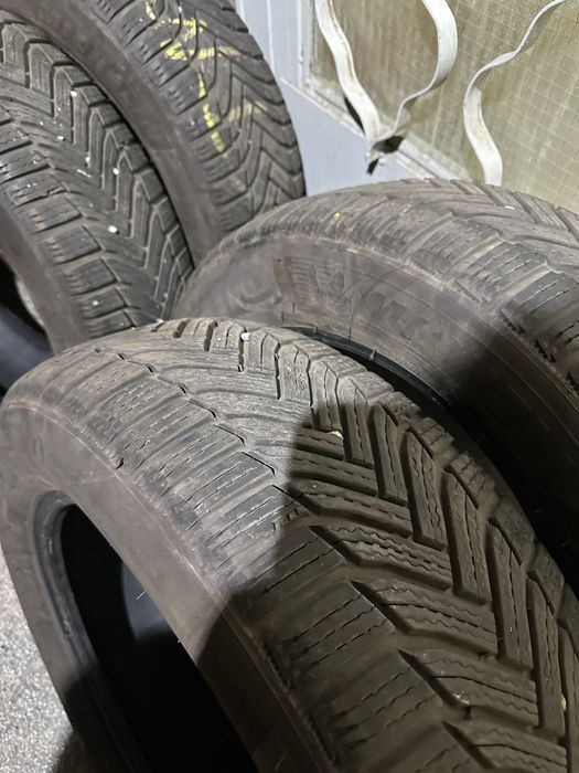 Зимни гуми Michelin Alpin 215/60 R17