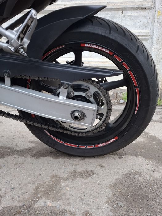 Yamaha fz6! 2005 ( la fel ca gsr 600,er6,etc)