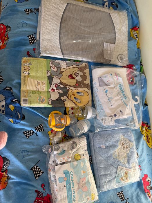 Продавам комплект за новородено