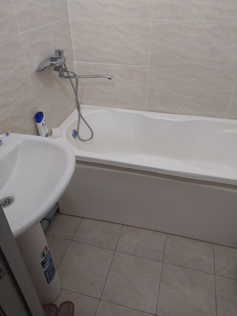 Qizlarga ijara kvartira hazaykasz 3xonali