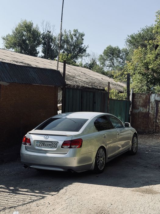 Продам задний бампер lexus gs 190 до рест