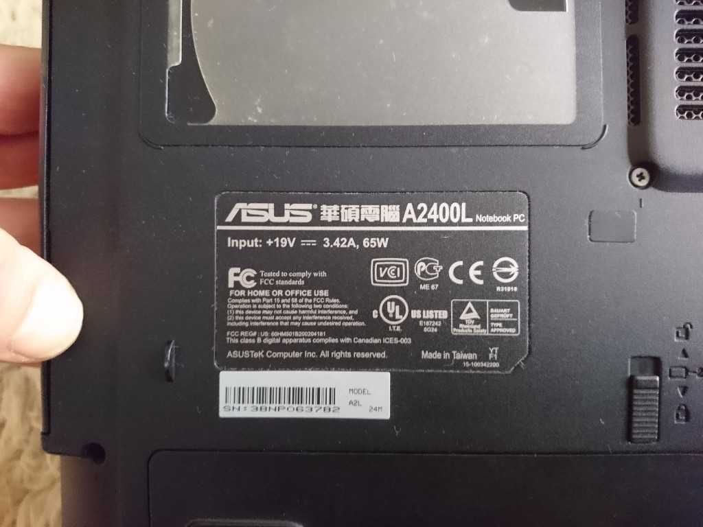 Laptop Asus A2400L - "defect"