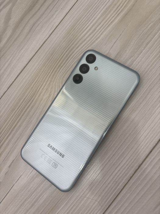 Продам samsung galaxy m15 128gb