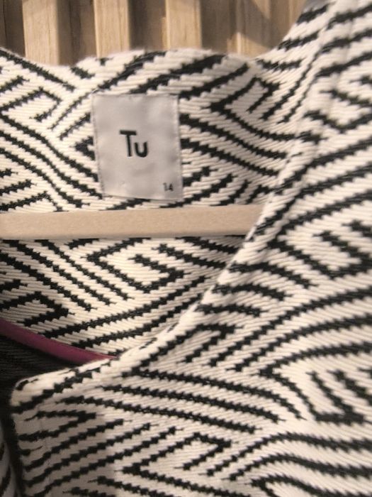 Blăniță superbă bej