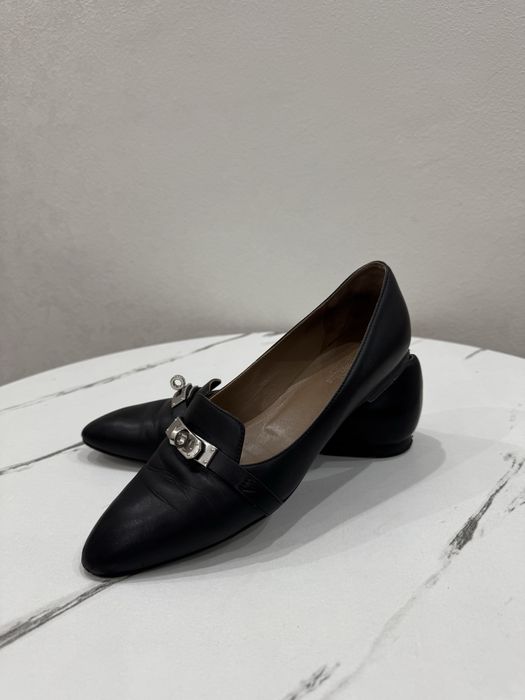 Продам балетки HERMES . Женские