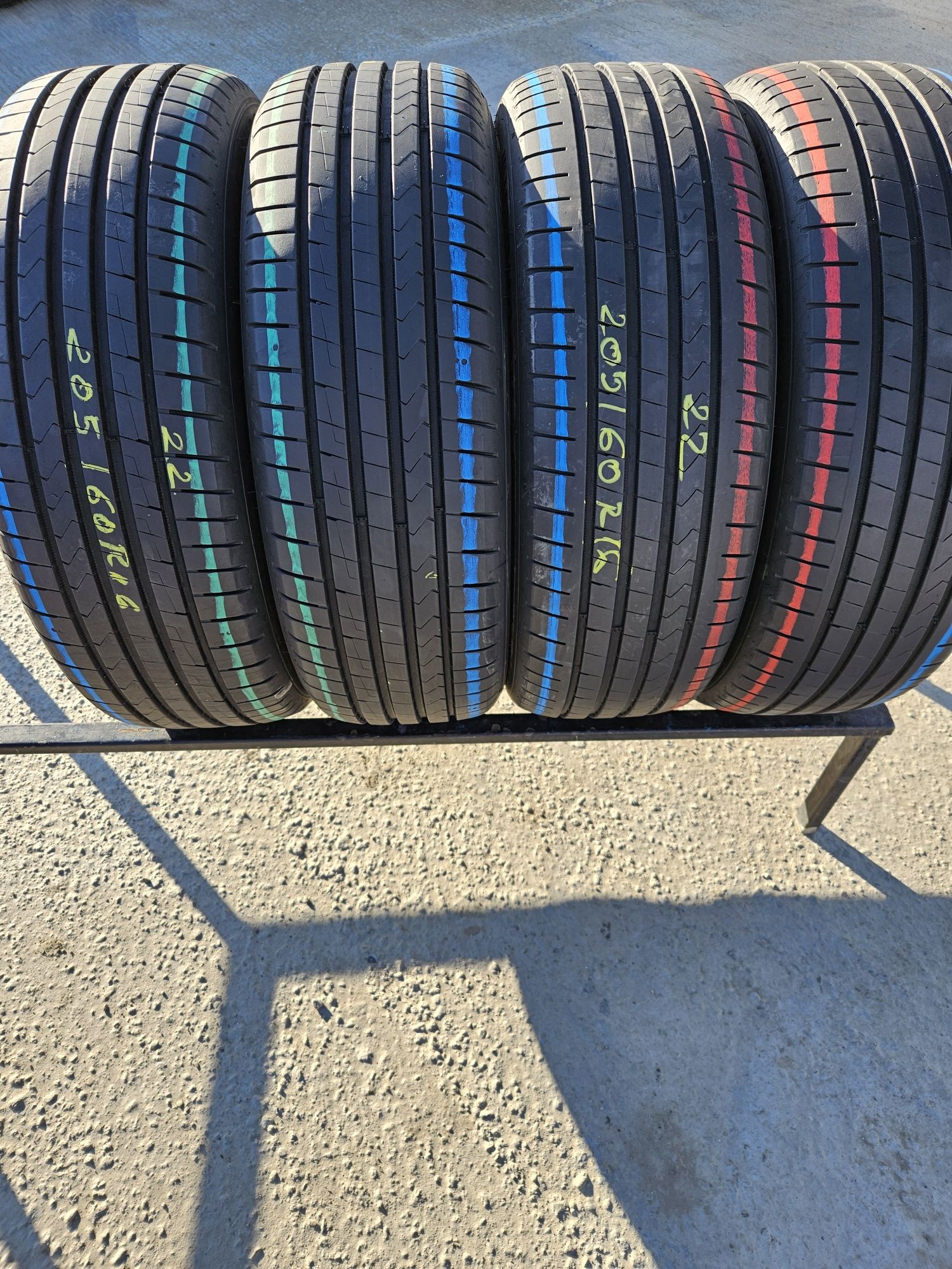 Vând anvelope vară 185/65/15 195/65/15 205/55r16 195/55r16 205/60r16