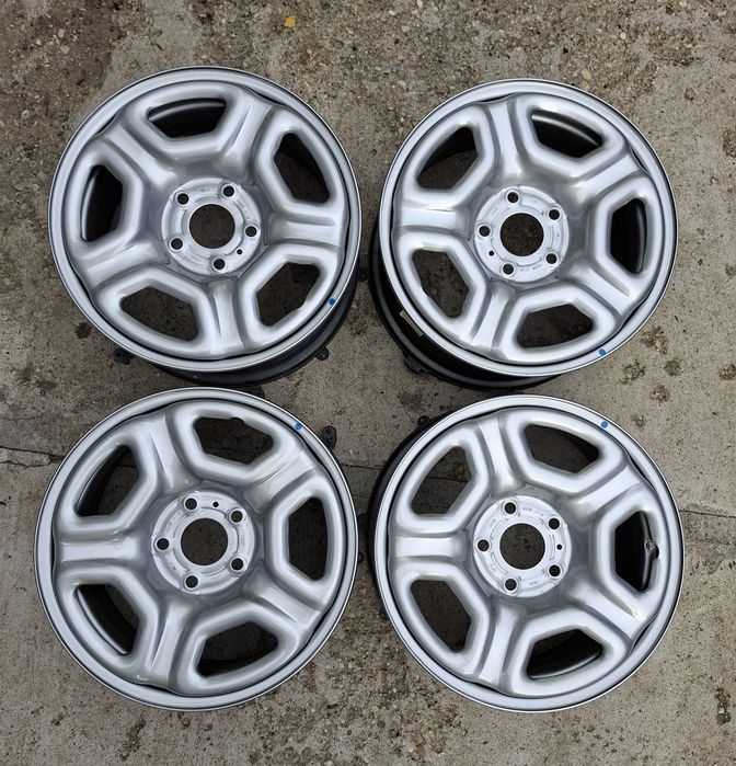 Jante duster  5x114.3mm r16